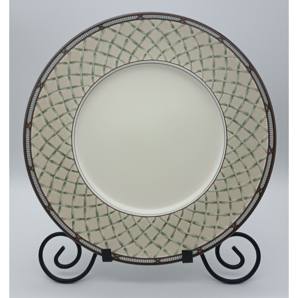 Mikasa Garden Trellis Chop Plate Charger CA229 Intaglio 12.5"